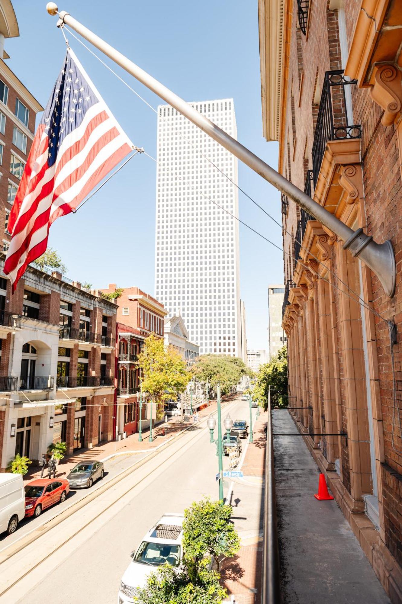 The Lafayette New Orleans By Kasa Otel Dış mekan fotoğraf